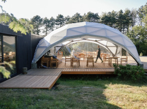 Глэмпинг Викингуд