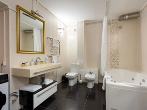 Апартаменты Атмосферная квартира в доме с музеем