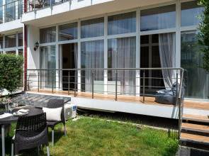 Апартаменты Red apartments Екатерининский Квартал Афродита