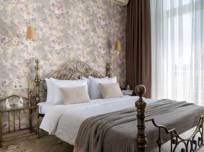 Апартаменты Red apartments Екатерининский Квартал Афродита