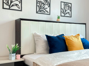 Апартаменты Sunny Days Apartment Оранж Парк