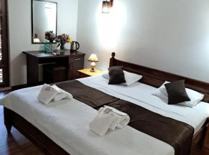 Golden Minaret Hotel