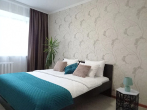 Vidovaya dvukhkomnatnaya na naberezhnoy mkr.Sipaylovo Flat