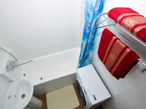 Квартира на Азина 47