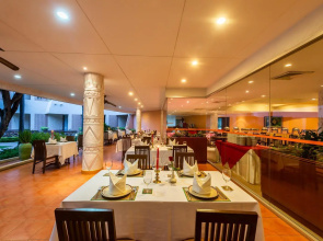 Отель Tropicana 