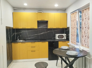 Квартира У Александровской Набережной