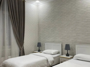 Отель Izumrud Palace