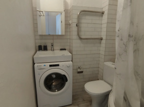 Апартаменты  Мятный уголок Уютная студия  с диваном у Ботанического сада