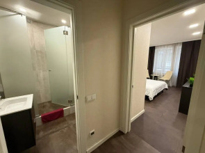 Апартаменты Deluxe c двумя спальнями и сан. узлами на Баумана ApartKazan