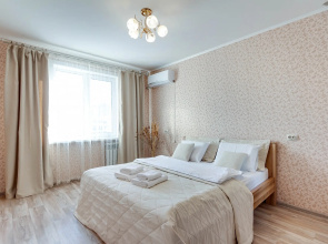 Na 1-j linii s potryasayushchim vidom na AmurFlat