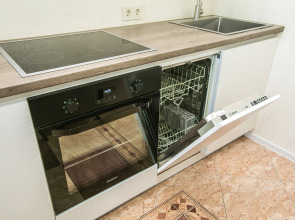 Апартаменты 3 комнатные Интернациональная 2 Центр города