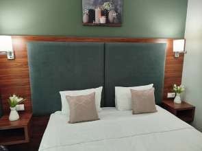 Отель Green Tower