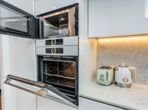 Апартаменты Sky City Moscow LUX Студия с большим окном с видом на все башни и город!