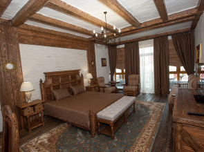 Yakor Fishing-Hunting Hotel