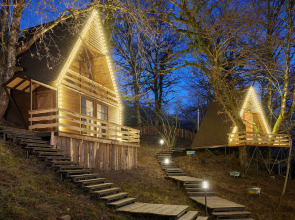 HILLS1200. Резиденция. Глэмпинг. Бани.