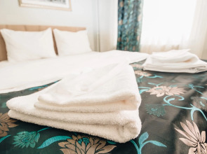 Отель Safran Suites