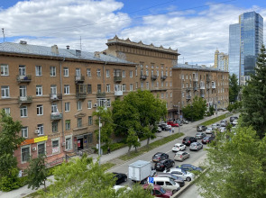 Апартаменты в 5 минутах от Площади Ленина