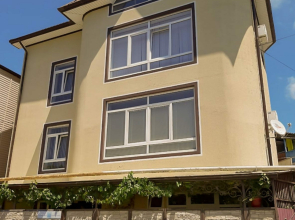 Solnechny Guest House