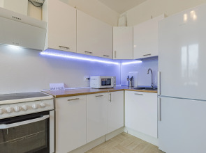 Квартира Евро Трехкомнатные в Буграх