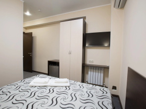 Отель Very Hotel