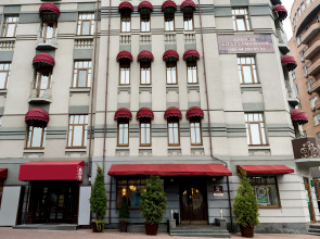 Апартаменты Senator Victory Square