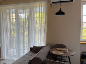 Uyutnaya Kvartira, Flat