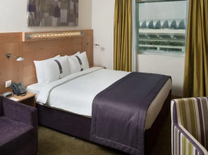Holiday Inn Express Dubai Airport an IHG Hotel
