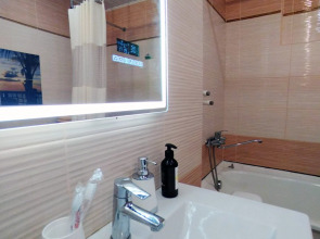 Квартира около острова Отдыха в Красноярске