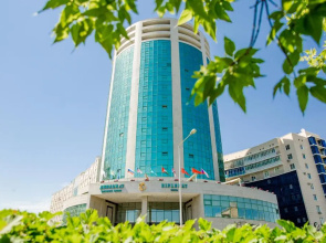 Diplomat Hotel & Business Center