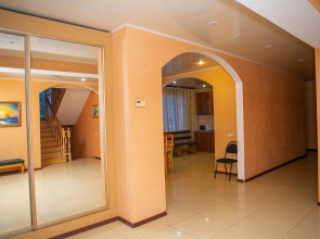 Dom V Molodi Guest House