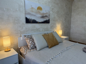 Апартаменты Уютная светлая 2-комнатная квартира с видом на Машук