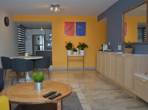 Business Gym and Pool Apartments