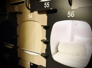 Капсульный отель Оранжевое Небо