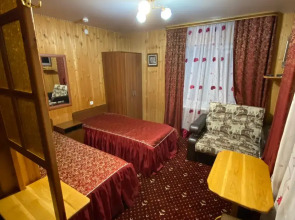 Отель Старый клён