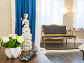 Апартаменты двухкомнатные с видом на Волгу на ул.К.Маркса 44, м.Стрелка. Сова-Дом