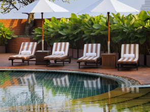 Отель Tower Club at lebua