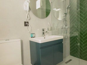 Отель Twelve Inn