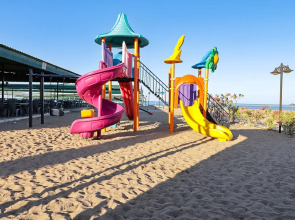 Throne Beach Resort & Spa