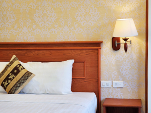 Курортный отель Phaithong Sotel Resort