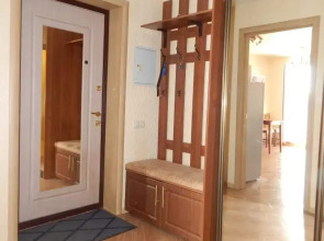 Апартаменты  На Революционной