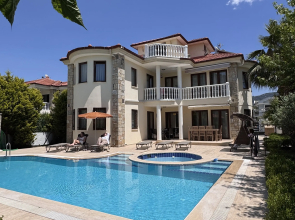 Turaman Villa