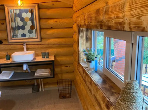 Дом с Бассейном