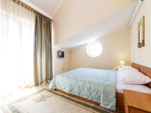 Гостевой Дом Лаура