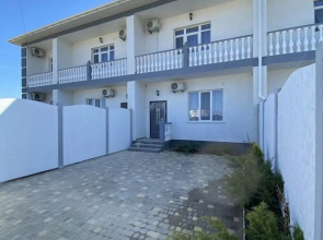 Dvukhetazhny Taunkhaus Private house
