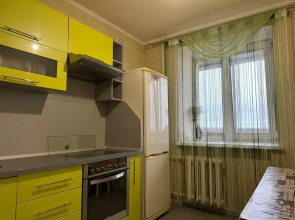 Dvukhkomnatnaya V Tsentre Goroda Flat
