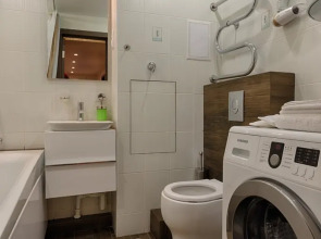 Апартаменты 5-комнатные HomeApart Сторожовская, 8