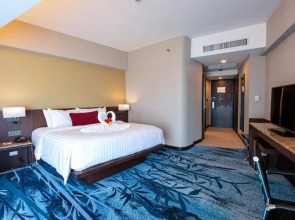 Отель Ambassador Bangkok Hotel