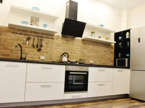 Апартаменты на площади Победы