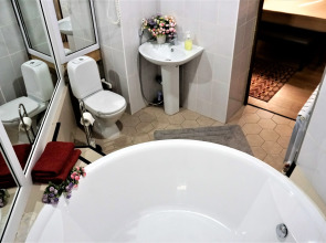 Квартира Однокомнатная  Студия с Круглой Ванной