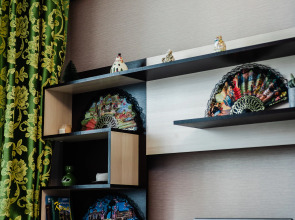 Апартаменты у метро с видом на писательский городок